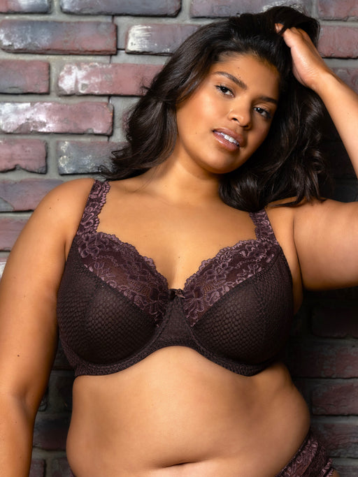 Serena - Fit Fully Yours - serena-lace - The Pencil Test - Fit Fully Yours